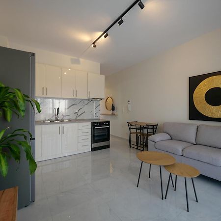 Deluxe Apartment Трикала Экстерьер фото