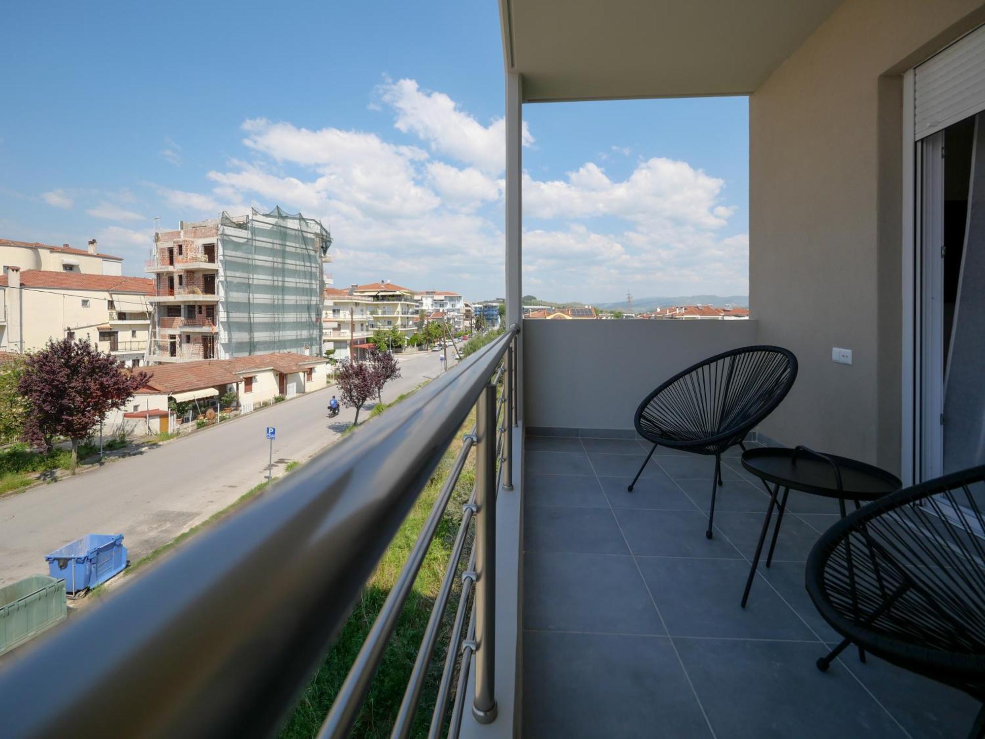 Deluxe Apartment Трикала Экстерьер фото